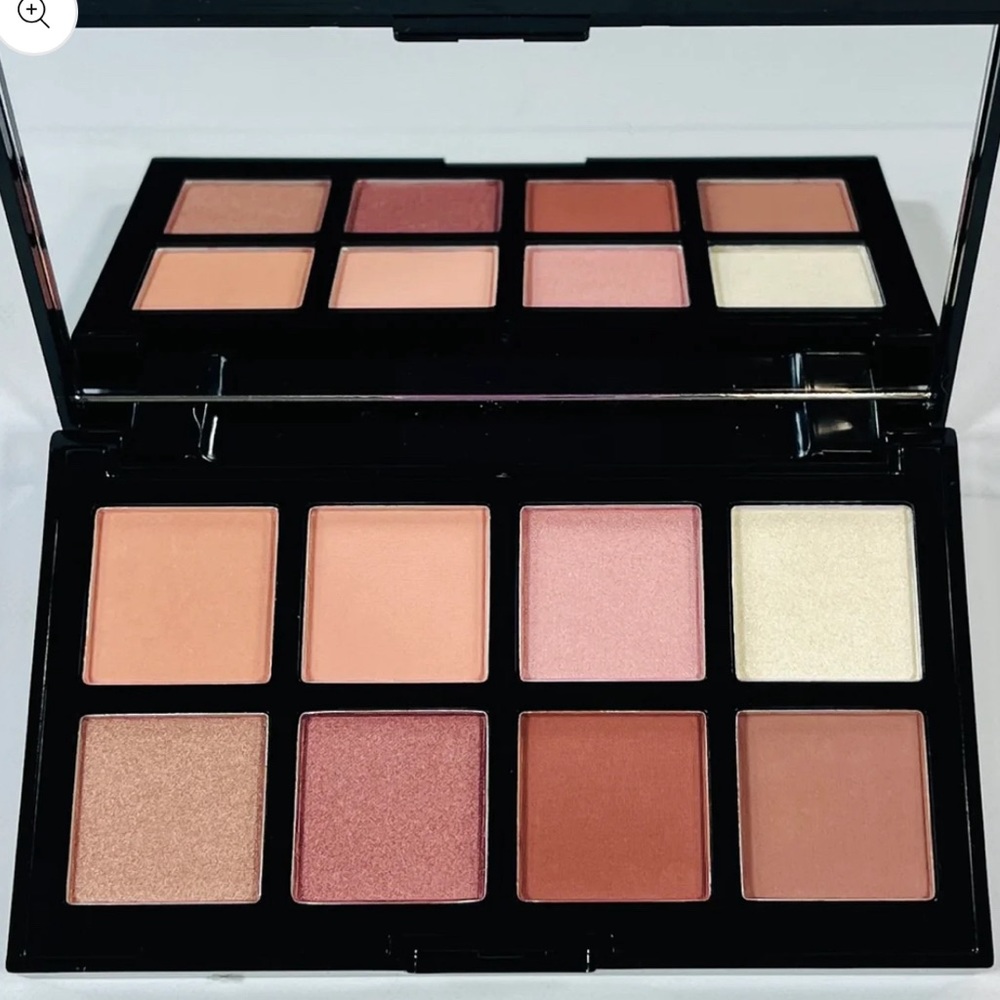 Phase zero eye shadow